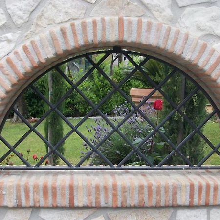 Il Giardino Degli Ulivi Bed & Breakfast Canneto  Eksteriør bilde